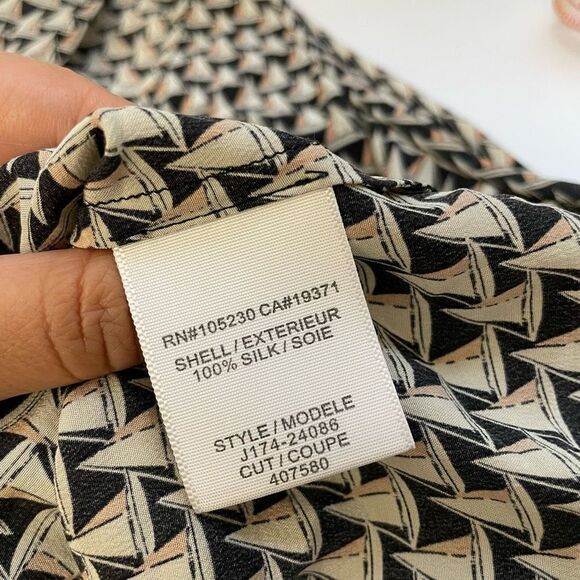 JOIE 100% Silk‎ Crossover Back Tank Top, Sailboat Print lightweight size XS - Picture 7 of 8